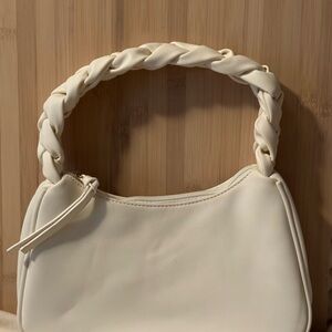 Elegant Cream Braided Handle Bag